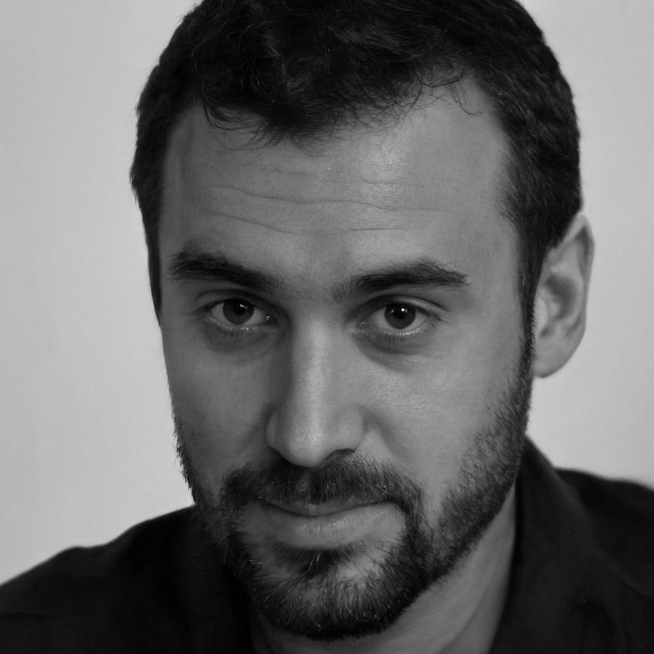 Marc Dubois, Expert en Finance